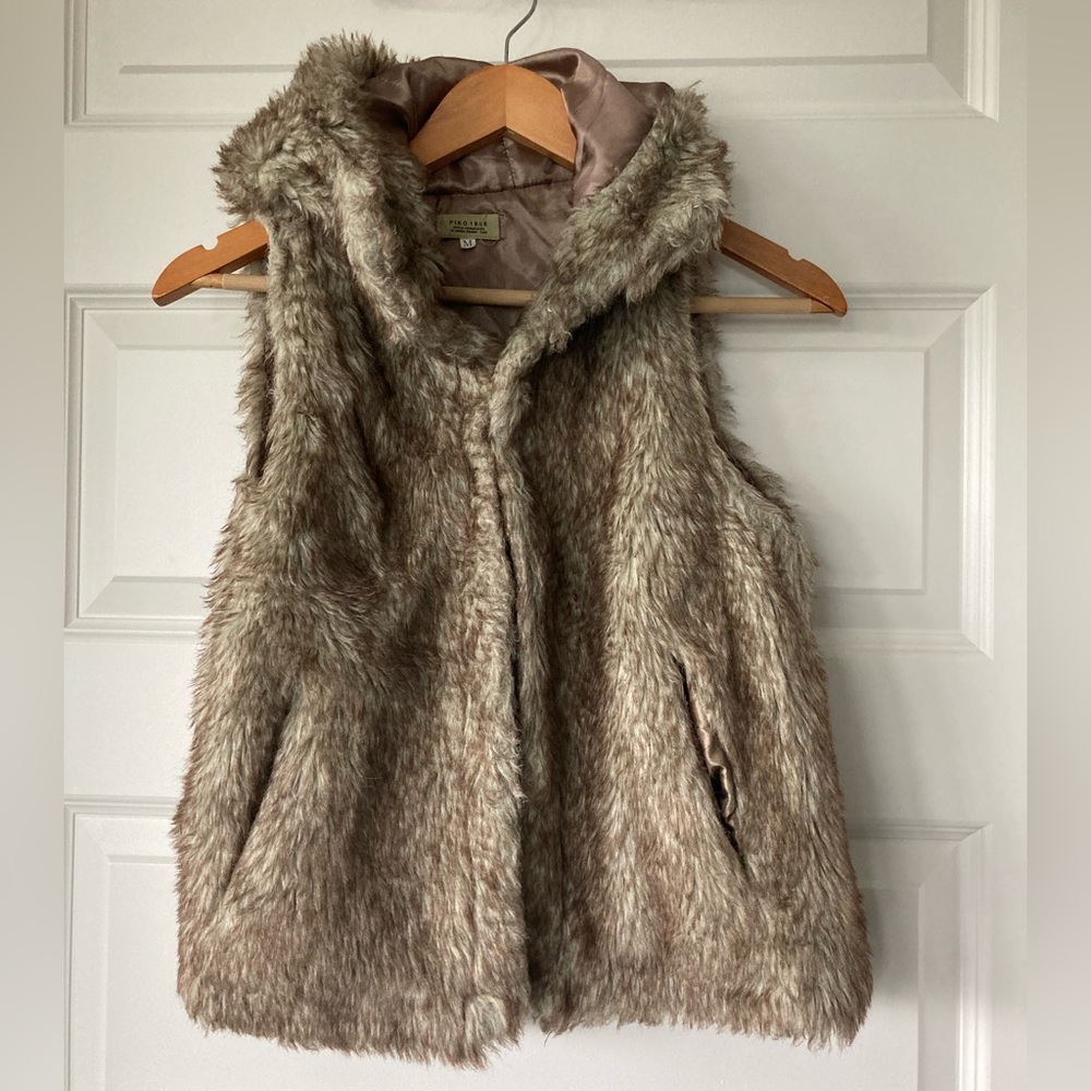 Faux fur vest